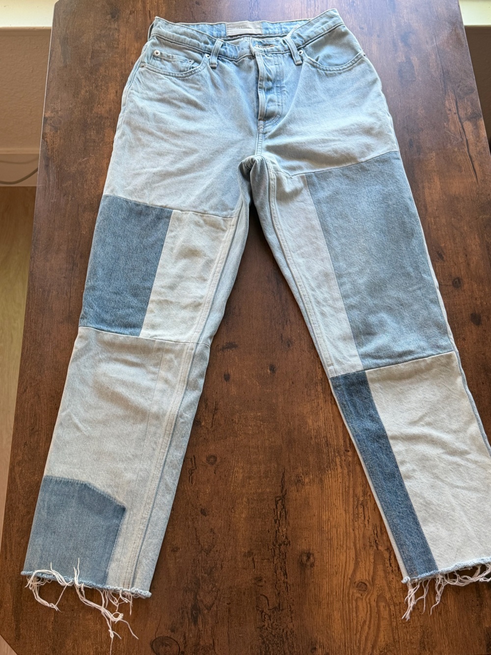 Everlane The '90s Cheeky Jean Light Patchwork Raw Hem High Rise (Size 26)